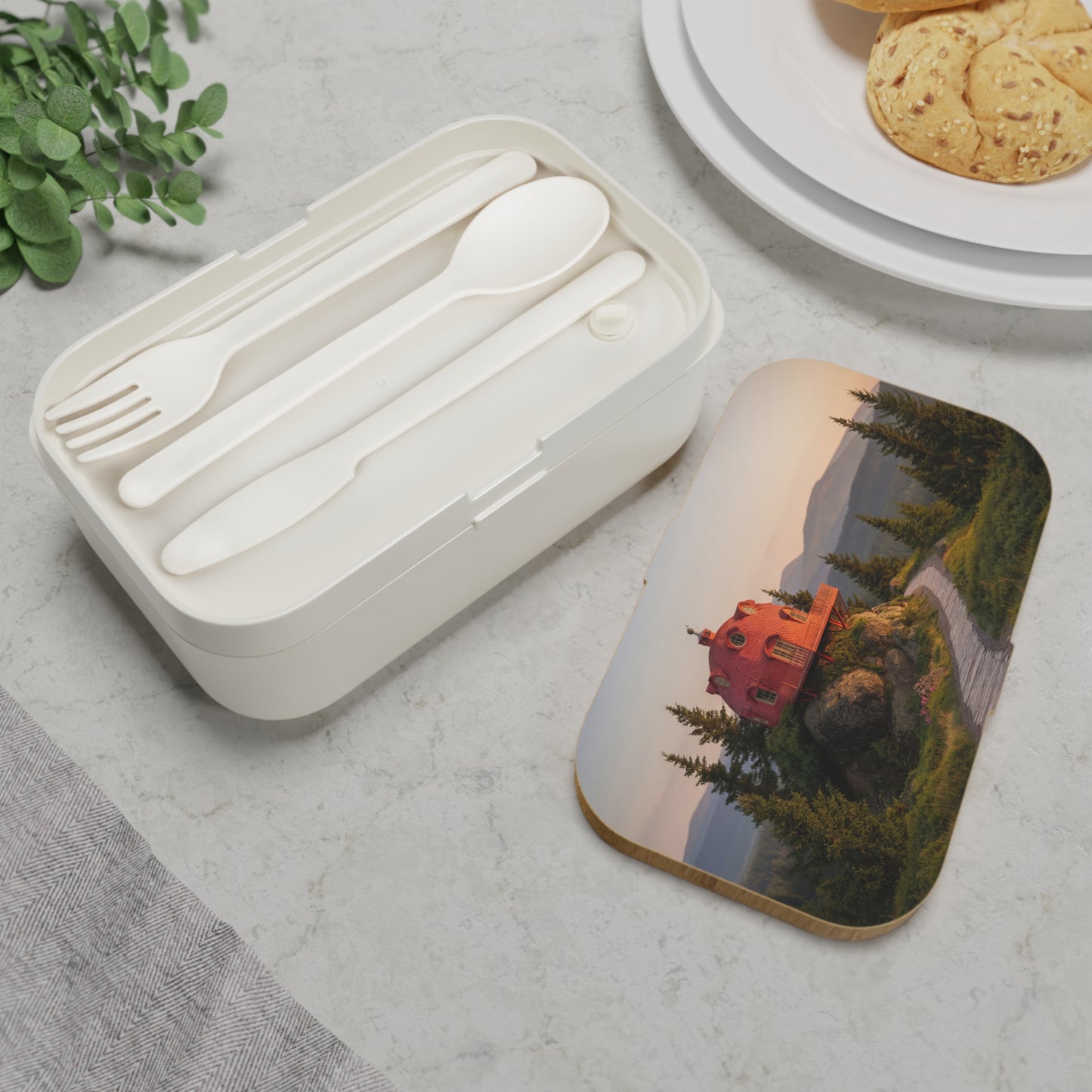 Red Dome Cottage Bento Lunch Box – Sunset Path to Your Quiet Peak