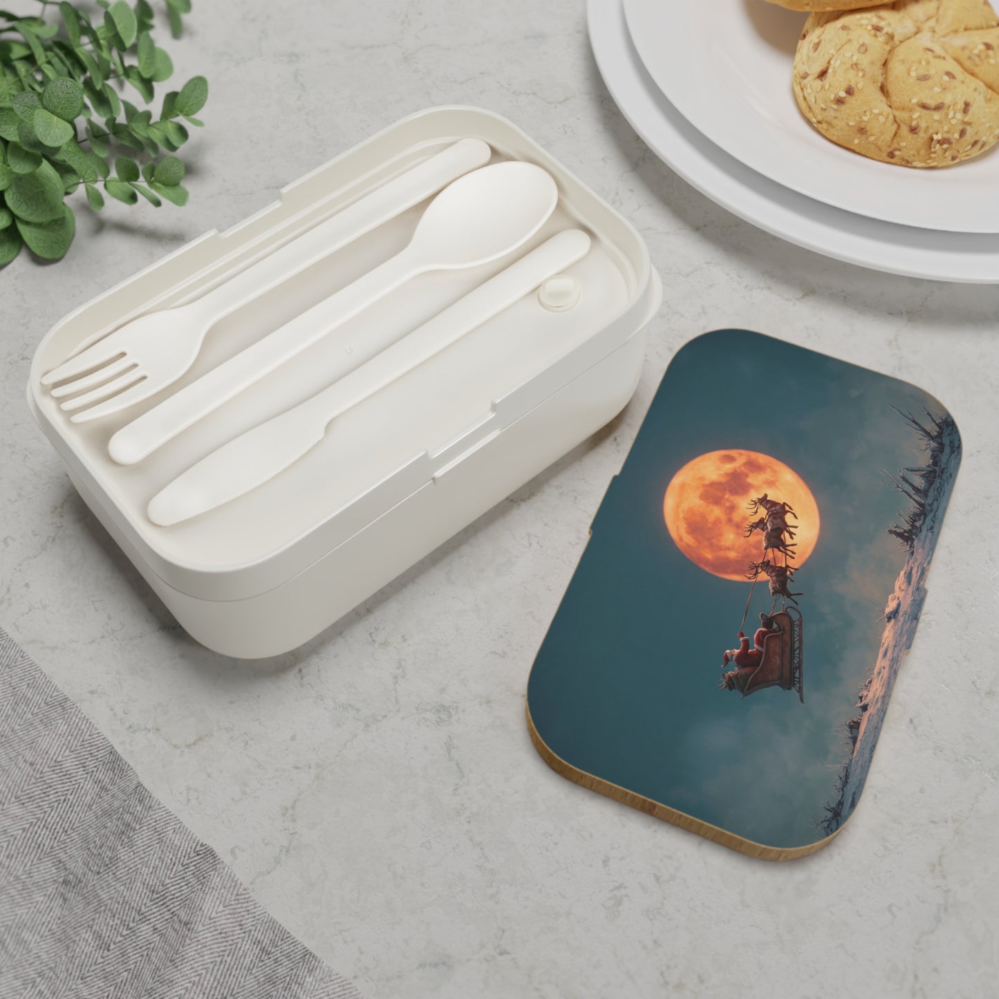 Lunar Reindeer Sleigh Bento Lunch Box – Midnight Santa’s Celestial Run