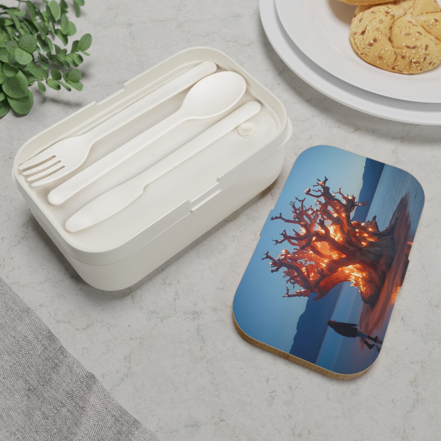 Burning Tree Bento Lunch Box – Solitary Witness to Twilight’s Glow
