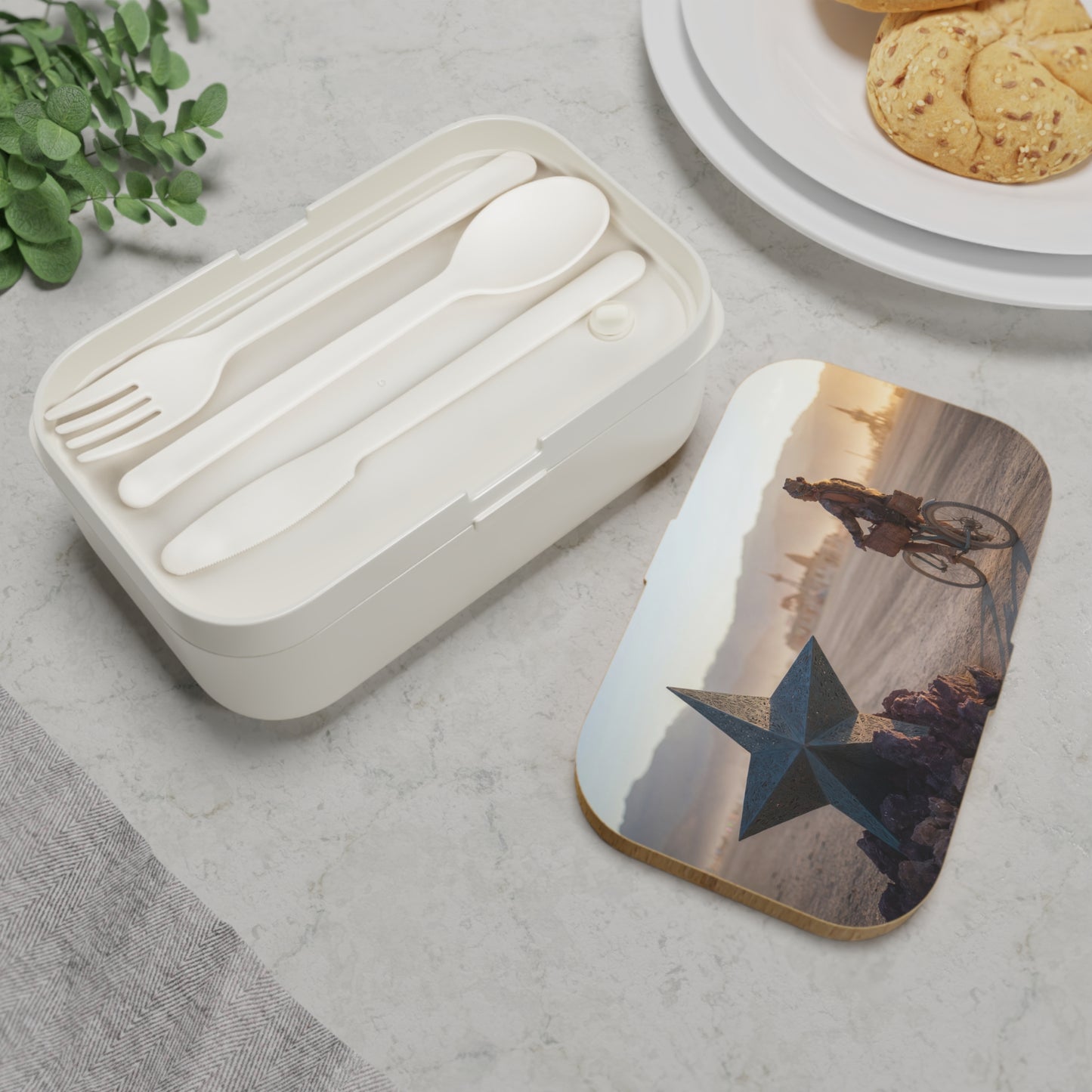 Desert Star Bento Lunch Box – Golden Hour Wanderer’s Journey