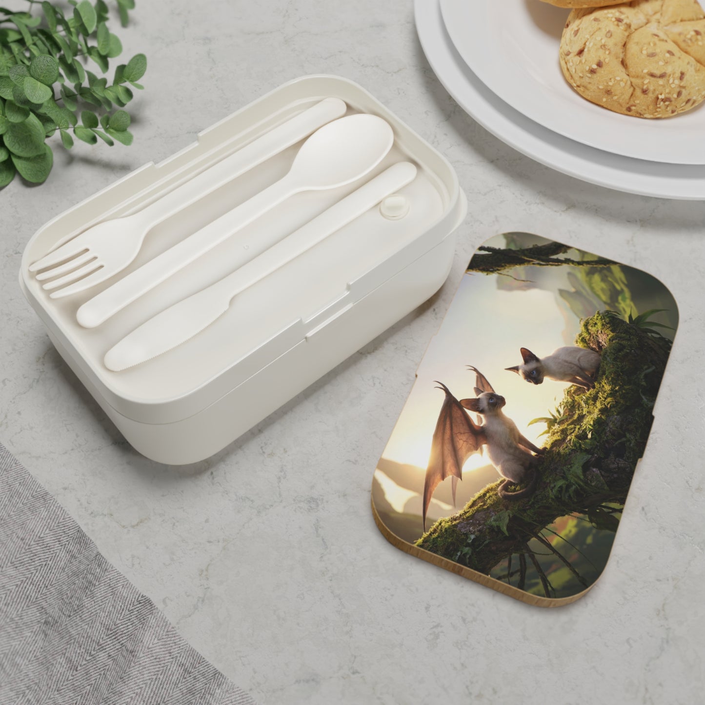Winged Siamese Cat Bento Lunch Box – Dawn’s Secret Forest Meeting