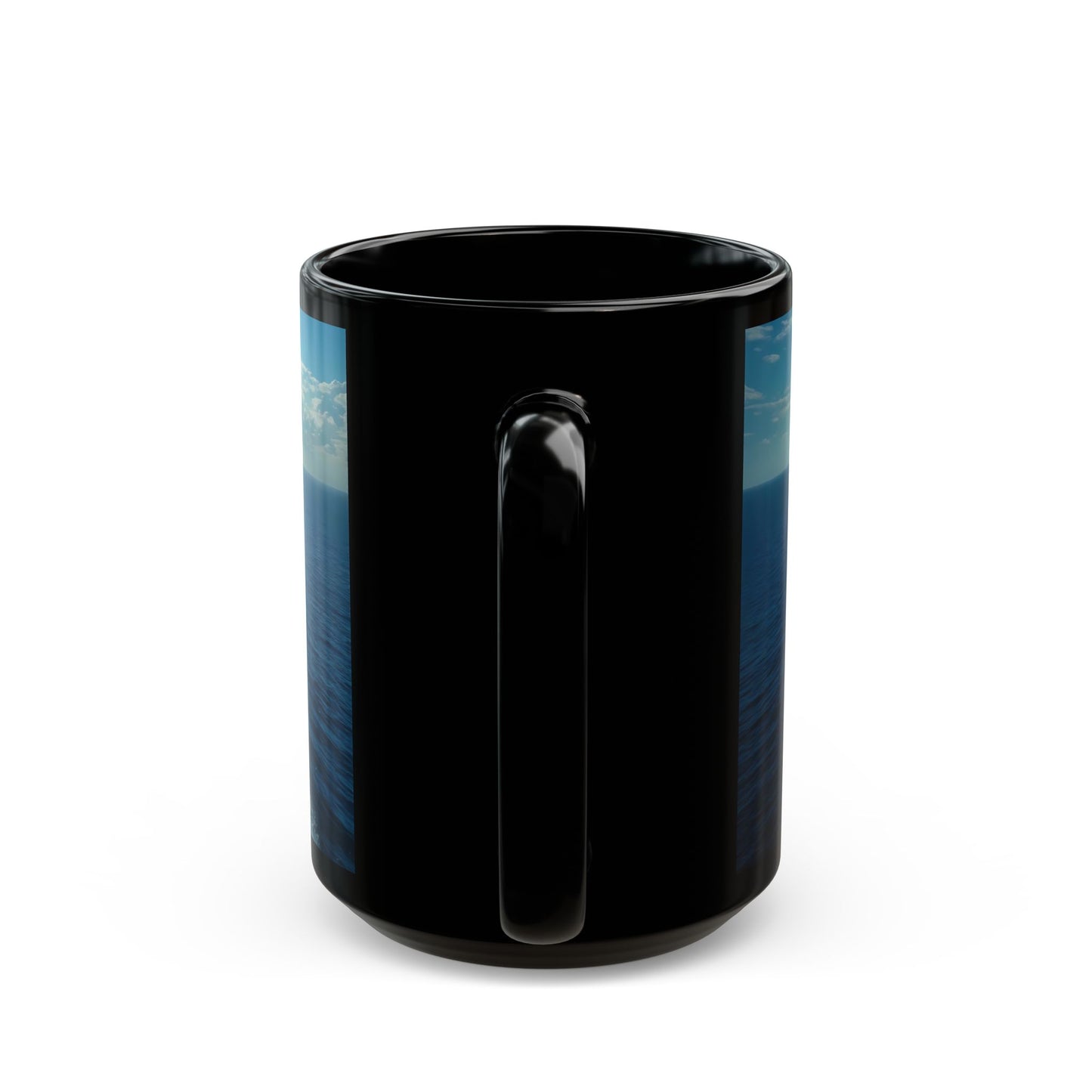 Sailboat Horizon Black Mug – Sunlit Seascape Voyage