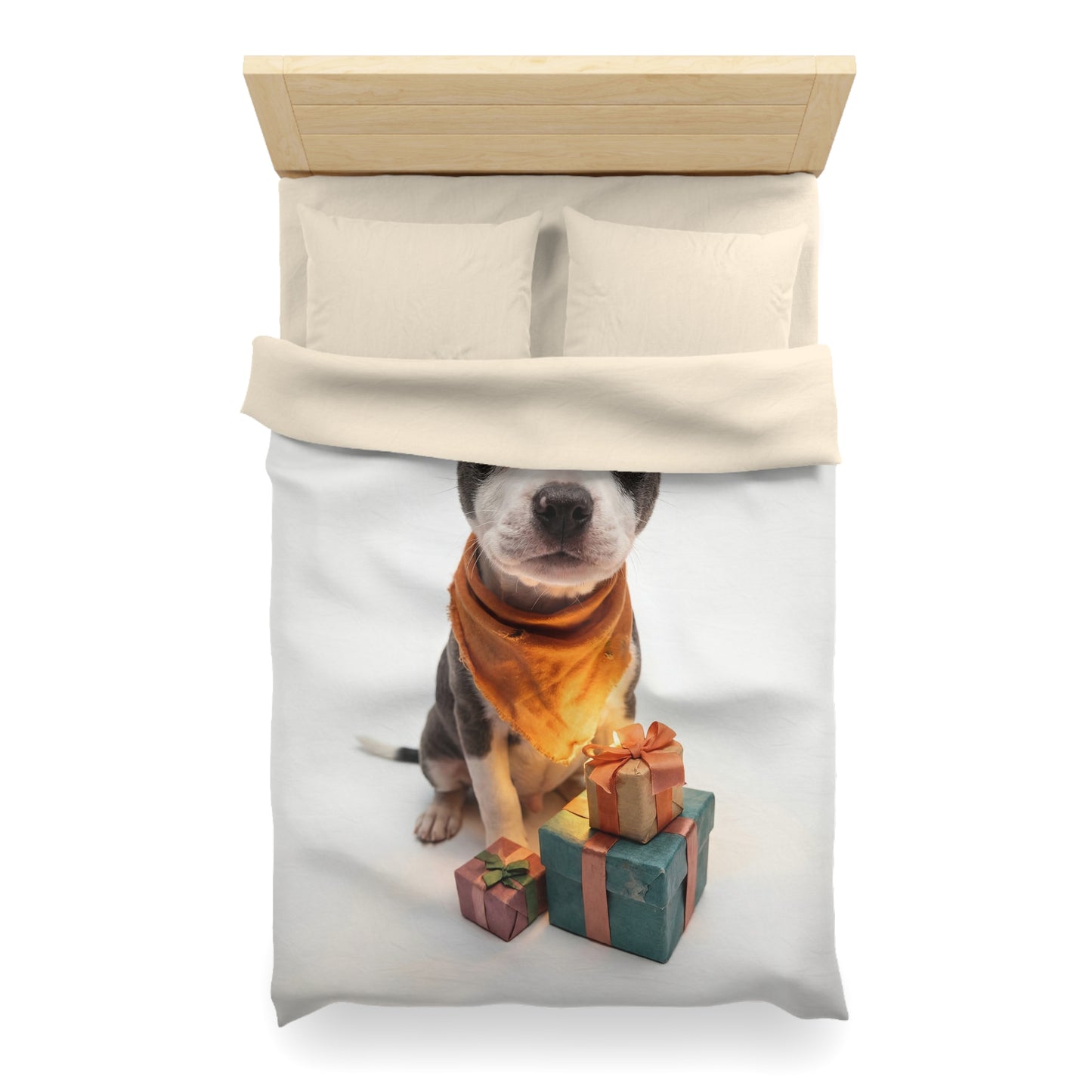 Tiny Gift-Giver Microfiber Duvet Cover – Warm Orange Bandana & Wrapped Presents