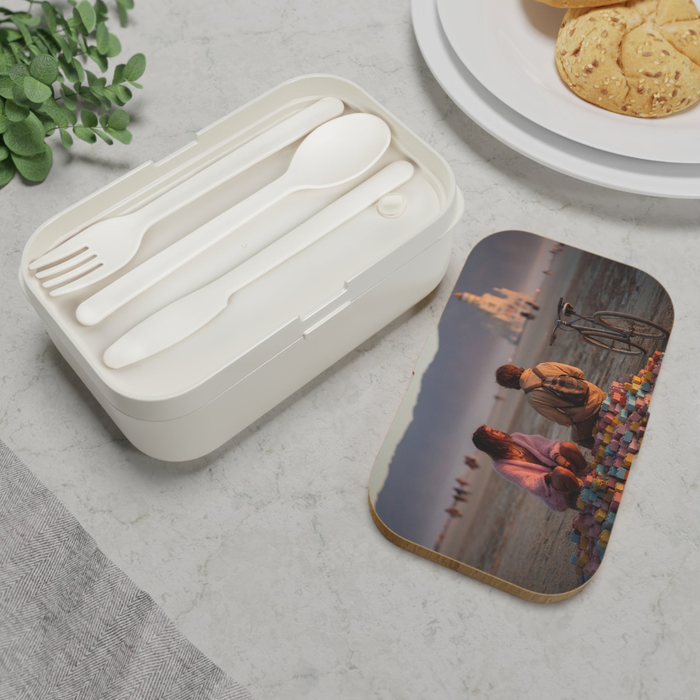 Desert Castle Builders Bento Lunch Box – Sunset Playtime with Friends
