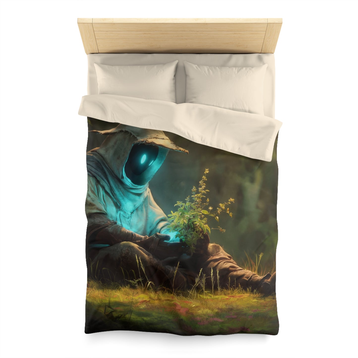 Forest Sentinel Microfiber Duvet Cover – Glowing Eye in the Twilight Grove