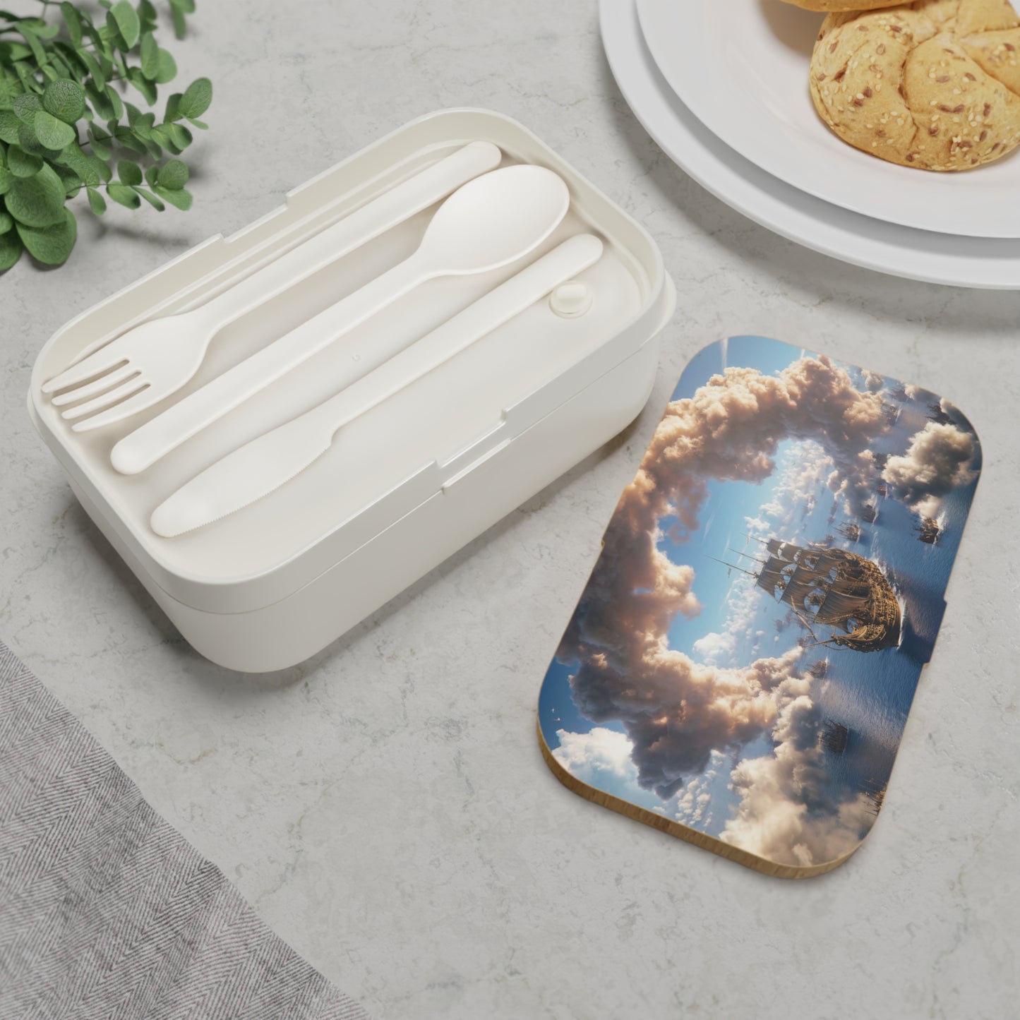 Celestial Fleet Bento Lunch Box – Voyage Through Cloud-Curtained Skies