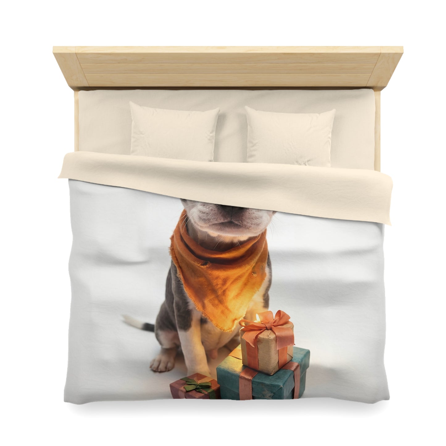 Tiny Gift-Giver Microfiber Duvet Cover – Warm Orange Bandana & Wrapped Presents