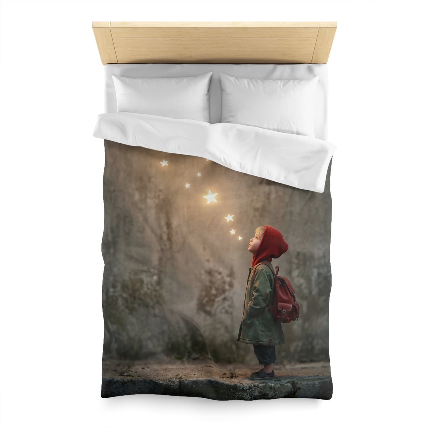 Star-Seeking Child Microfiber Duvet Cover – Warm Glow Against Weathered Stone
