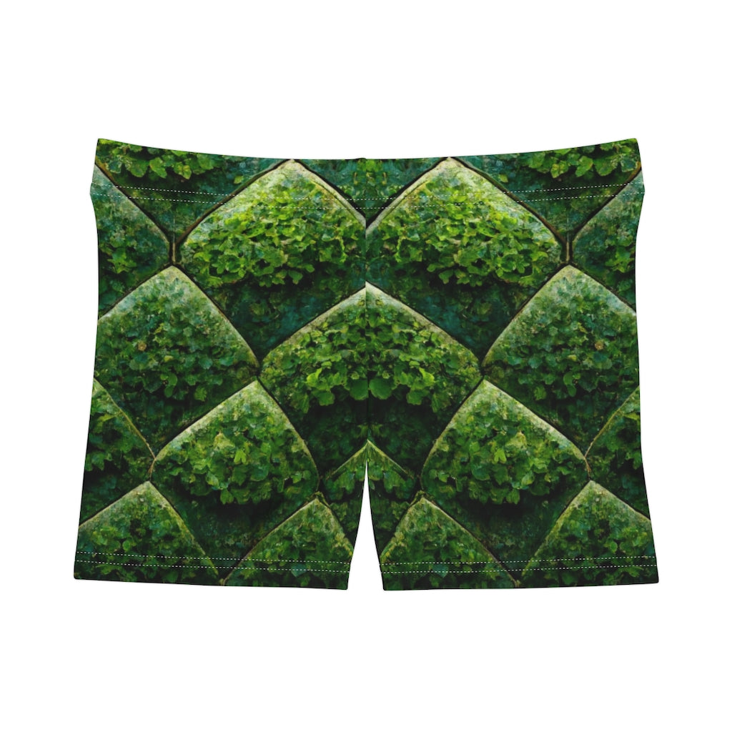 detailed_tiling_pattern_of_IVy_climbing_up_brick - Women's Shorts (AOP)